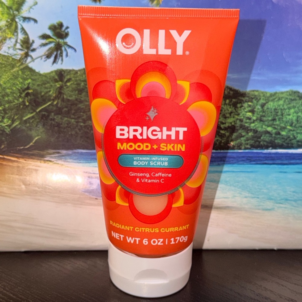 OLLY Bright Mood + Skin Vitamin-Infused Body Scrub Radiant Citrus Currant 6oz